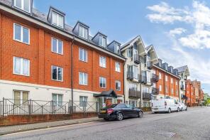Flat 52, 25 Benedictine Place, London Road, St. Albans AL1 1LB