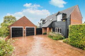 Moorefield, Willow Gate, Aylesbury HP18 0BL