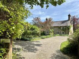 89 Peartree Cottage, The Warren, Chichester PO18 0RP