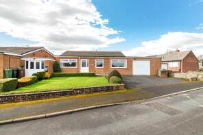 2, Springfield Drive, Birds Edge, Huddersfield HD8 8XS