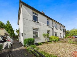 First Floor Flat, 7, Park Crescent, Whitchurch, Cardiff CF14 7AQ