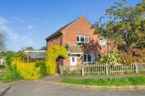 19, Deans Meadow, Lewes BN8 5DX