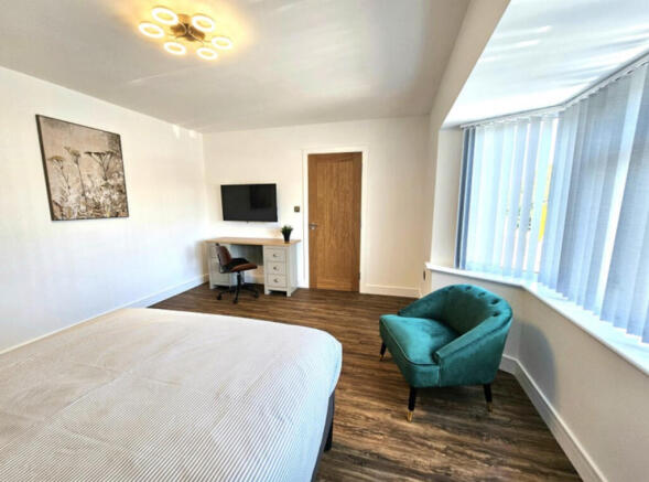 Bedroom 1 .jpeg