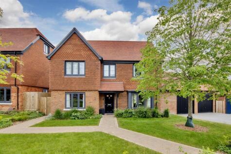 Fitch Kemp Close, Hildenborough - Chain Free