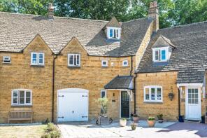 6 The Corner House, Oakeys Close, Cheltenham GL54 1FB
