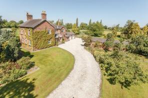 Oaklea, Willington Road, Tarvin, Chester CH3 8NL