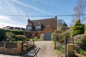 Corner Cottage, Flaunden Lane, Flaunden, Hemel Hempstead HP3 0PQ