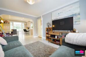 6, Kingfisher Close, Ashford TN24 0TW