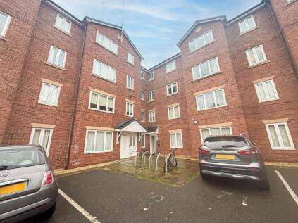 Woodsome Park, Woolton, L25