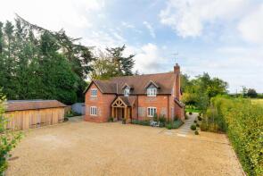 The Paddocks, Chesham Road, Wigginton, Tring HP23 6JE
