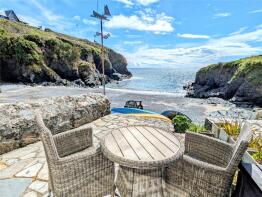 Beach Cottage, Cadgwith, Helston TR12 7JX
