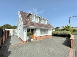 10, Beaufort Drive, Kittle, Swansea SA3 3LD