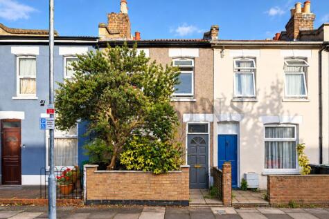 Collingwood Road, London, N15