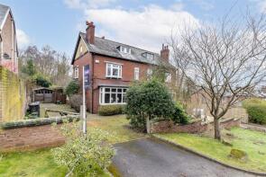 16, Holly Park, Huby LS17 0BT