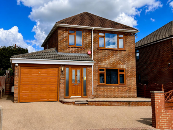 EXTERNAL FRONT AND DRIVEWAY