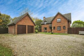 Hunters Lodge, Offton Road, Stowmarket IP14 2QA