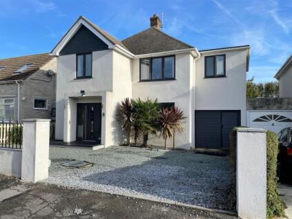 Moorside Avenue, Weymouth, DT4