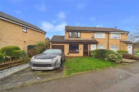 Farmhill Road, Southfields, Northampton, NN3