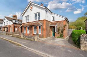 15, James Road, Guildford GU3 1NF
