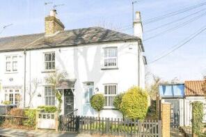27, Middle Hill, Egham TW20 0JQ