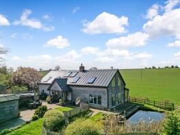 Fishermans Cottage, Corner House To Primrose Cottage, Purton, Berkeley GL13 9HR
