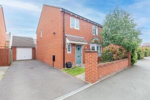 43, Ivy Crescent, Bevere, Worcester WR3 7DP