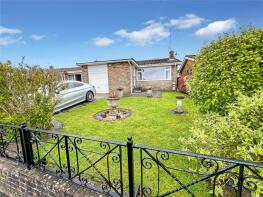 15, Walters Drive, Blandford Forum DT11 8UX