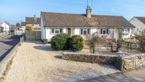 10, Hill Hayes Lane, Hullavington SN14 6EB