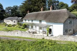 Combe Dale, Clayhanger Lane, Wadeford, Chard TA20 3BB
