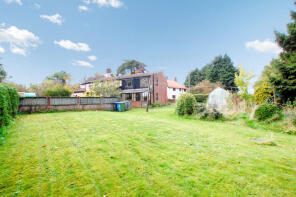 1, Bridge Cottages, Barsham Hill, Beccles NR34 8HQ