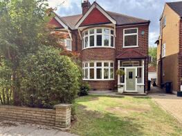 5, Clarendon Way, London N21 2LX