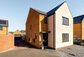 43, Ruby Avenue, Bishops Cleeve, Cheltenham GL52 7ZL