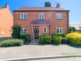 11, Oak Way, Northampton NN7 2EP
