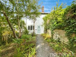 2, Colliers Cottages, Main Road, Bucks Horn Oak, Farnham GU10 4LR