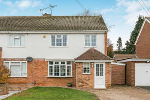 31, Mills Spur, Old Windsor, Windsor SL4 2ND