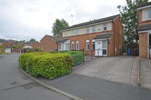 9, Pear Tree Drive, Stalybridge SK15 2PY