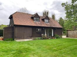 Holtwood Gate, Watery Lane, Hamstead Marshall, Newbury RG20 0JH