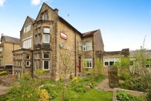 Lindores, Burnley Road, Todmorden OL14 5EX