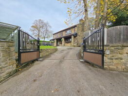 The Hollows, Kirkgate Lane, South Hiendley, Barnsley S72 9DS