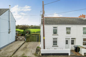 4, Penhale Road, Carnhell Green TR14 0LT