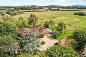Deers Leap, Wheatsheaf Road, Henfield BN5 9BA