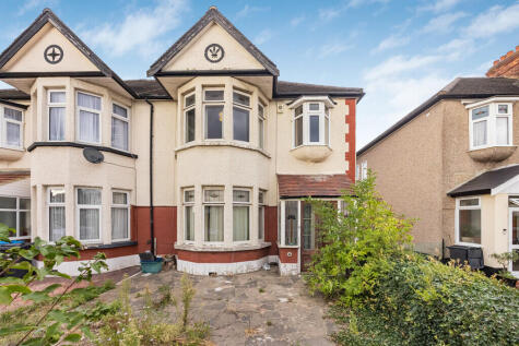 Woodford Avenue, Gants Hill, Ilford