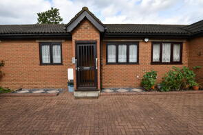 23, Bletchingley Close, Thornton Heath CR7 7HT