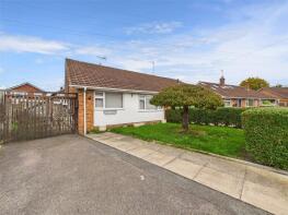 5, Stanwick Crescent, Cheltenham GL51 9LQ