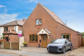 Field View, Blacksmiths Court, Market Street, Tunstead NR12 8AH