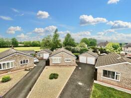 10, Cherry Tree Crescent, Great Bridgeford, Stafford ST18 9TN
