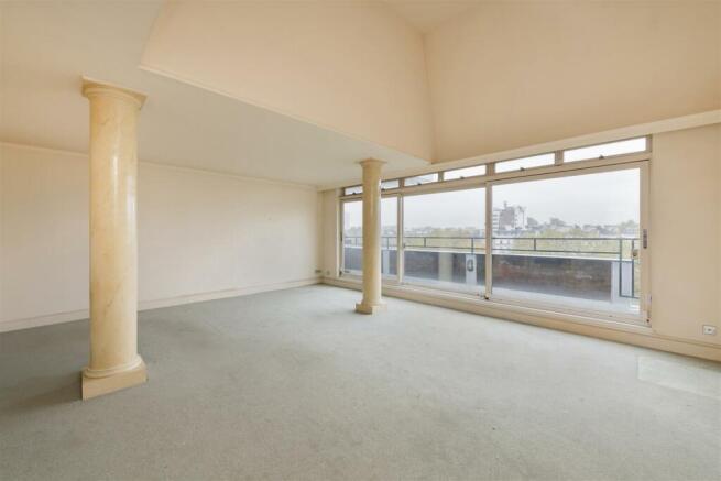 Flat 20 Fordie House Hi-1.jpg