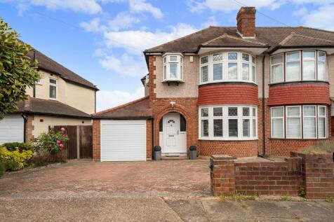 Highdown, Worcester Park, KT4