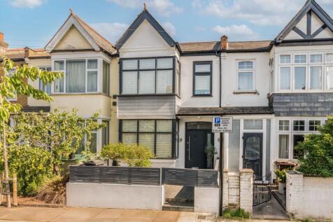 Highfield Road, Isleworth, TW7