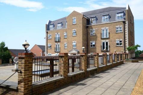 Brook Square, Shooter`s Hill, SE18 4NB